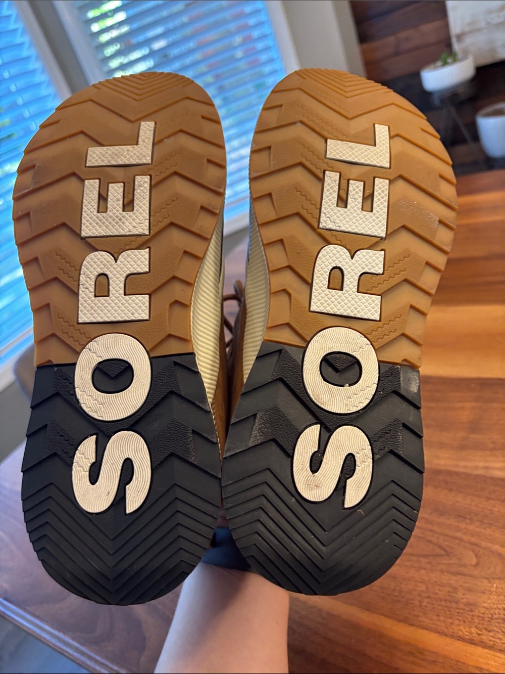 SOREL Out 'N About III Tan Black Classic boots Women’s Size 10 - Picture 10 of 10